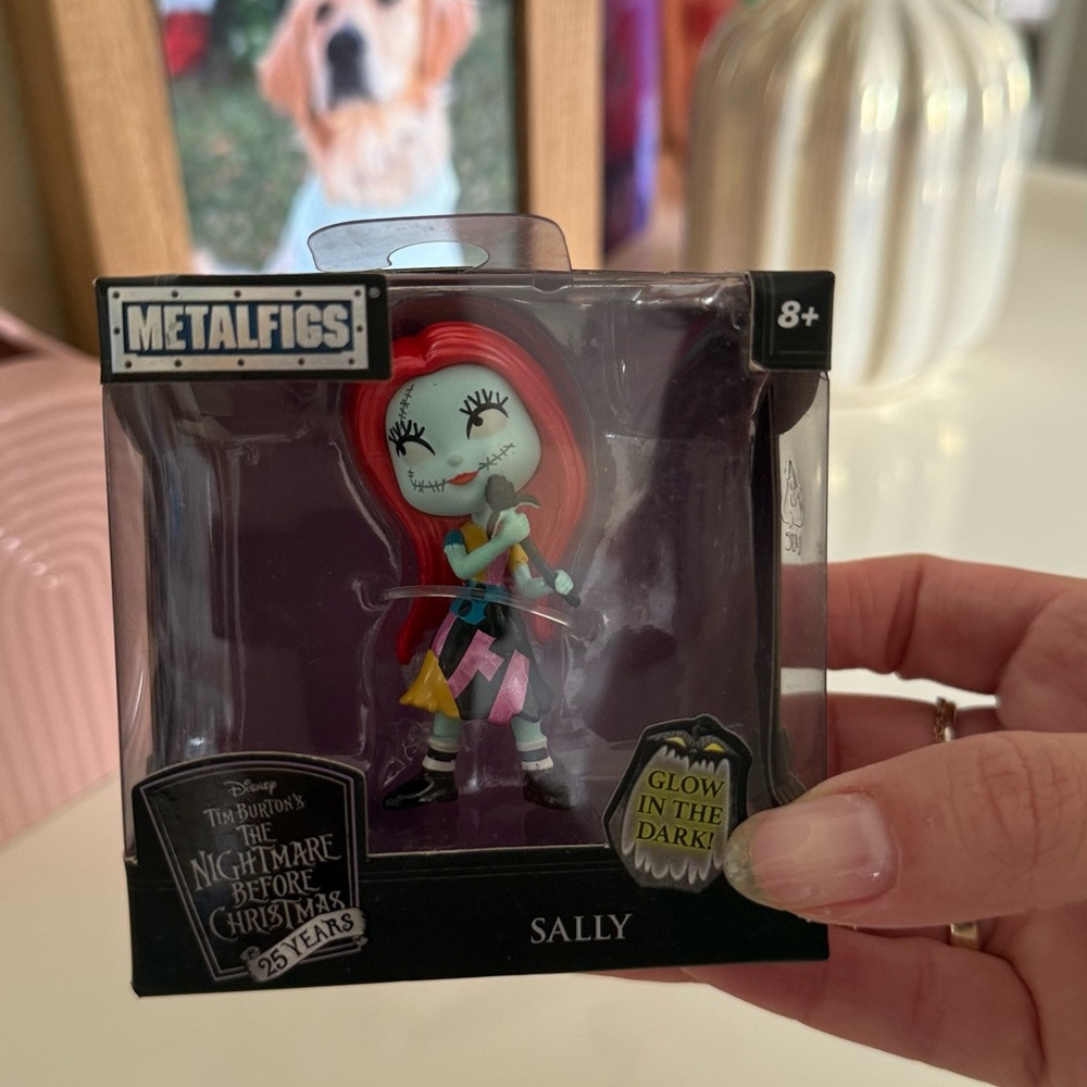 Disney Metalfigs Sally Figure - Multicolor